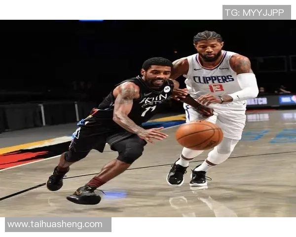 足球巨星亲授防守技巧秘诀，提升球员防线能力的实战经验分享